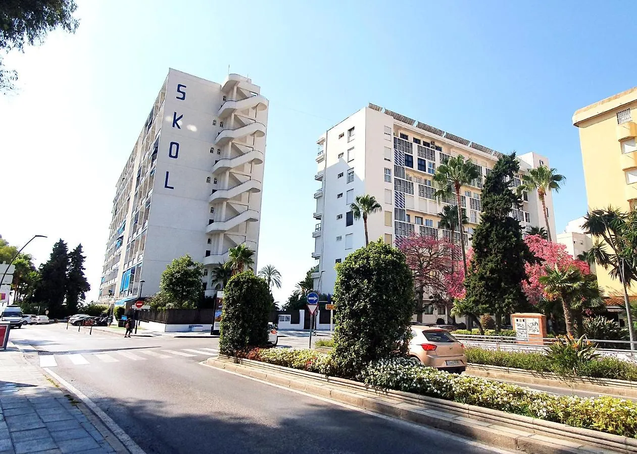 Skol 212. Two Bedrooms Duplex In Marbella Centre On The Beachfront. Daire